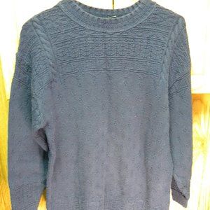 LizWear women’s blue heavyweight knit pullover crewneck sweater / size SP